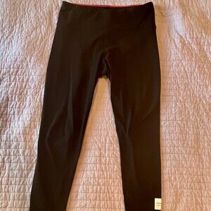 Calvin Klein Performance Stretch Yoga Workout Capris, black, size M